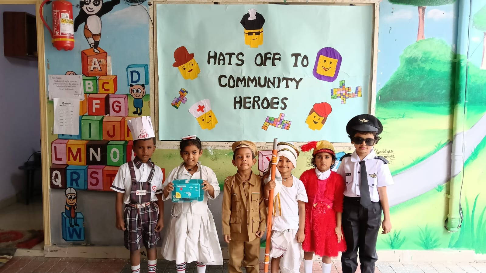 COMMUNITY HELPERS